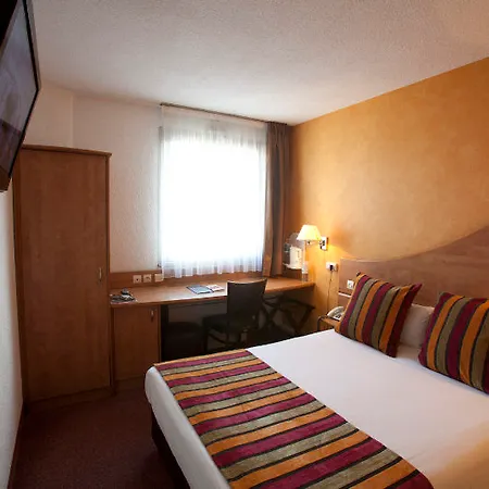 Hotel Kyriad Le Lac Bordeaux